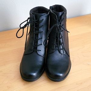 Clark comfort collection boot